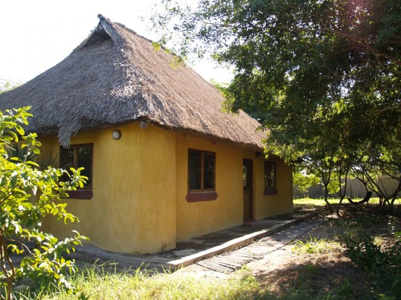 Vilanculos Cottage - Mozambique Houses